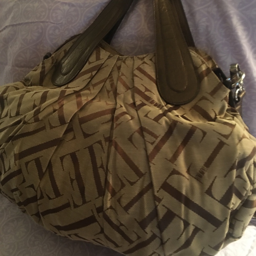 Brown Elle hobo
